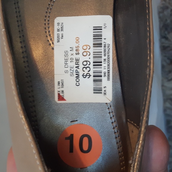 Tahari Toast Lina Nude heels - Picture 3 of 8